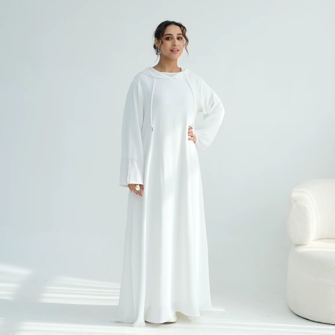 hooded abaya