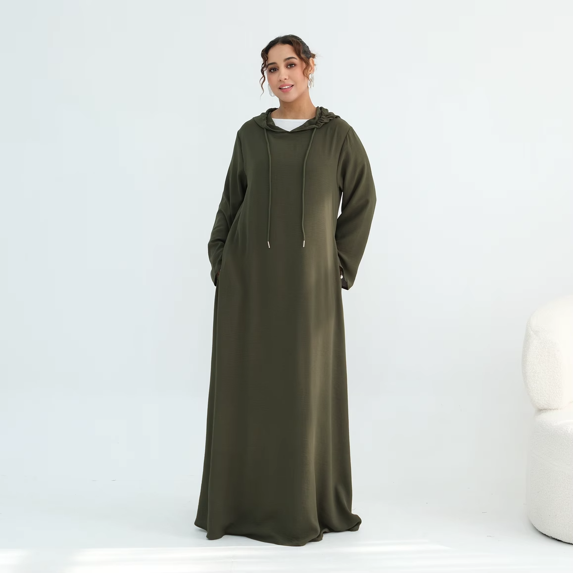 hooded abaya